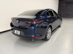 
										2021 Mazda 3 full									