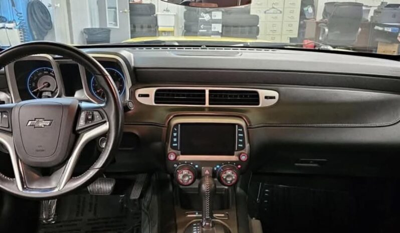 
								2015 Chevrolet Camaro LT full									