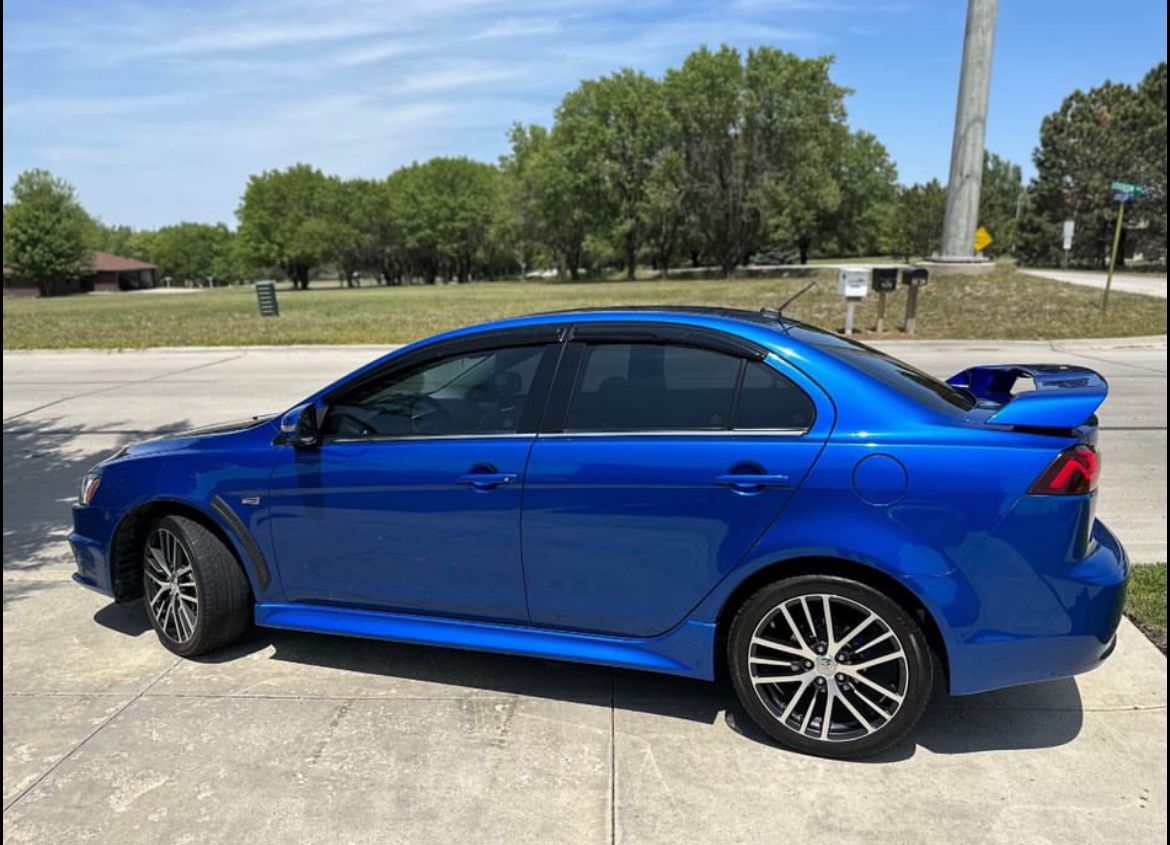 2017 MITSUBISHI LANCER