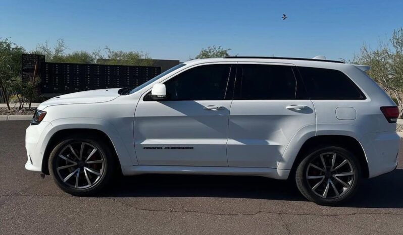 
								2017 JEEP GRAND CHEROKEE SRT full									