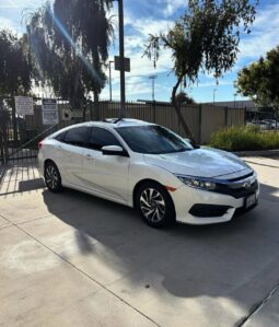 
										2018 HONDA CIVIC EX full									