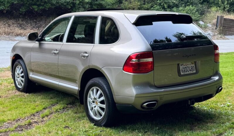 
								2009 Porche Cayenne full									