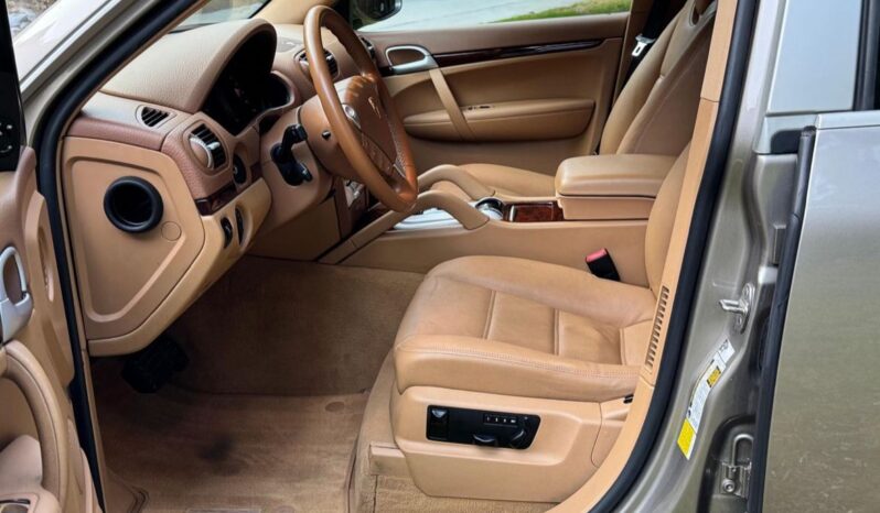 
								2009 Porche Cayenne full									
