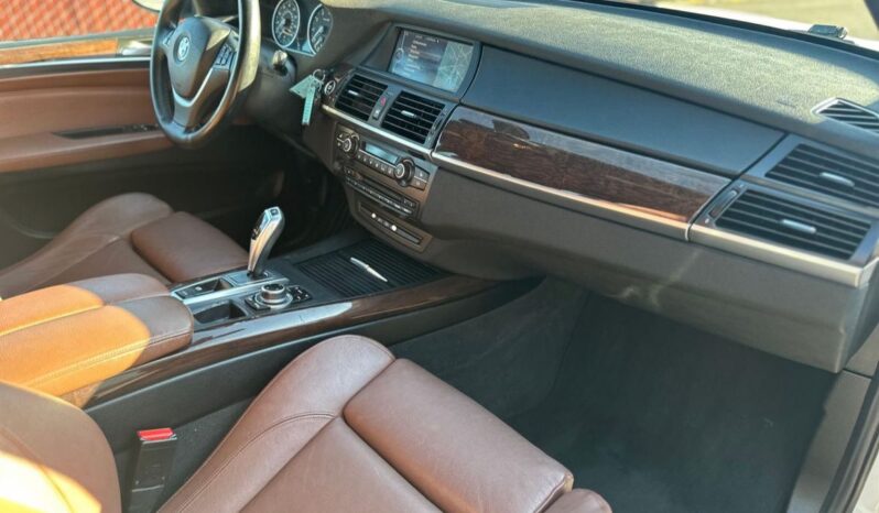 
								2012 BMW X5 xDrive25i full									