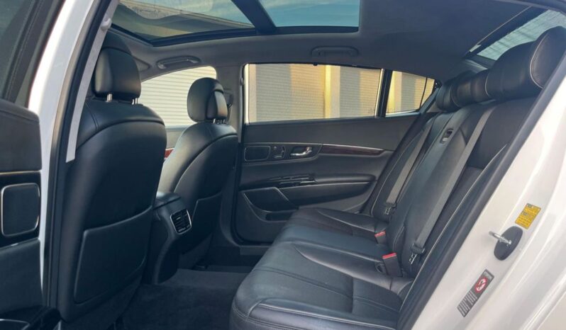 
								2015 Kia K900 Luxury. full									