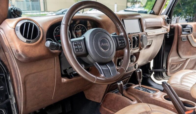 
								2014 Jeep Wrangler Unlimited Sport 4X4 full									