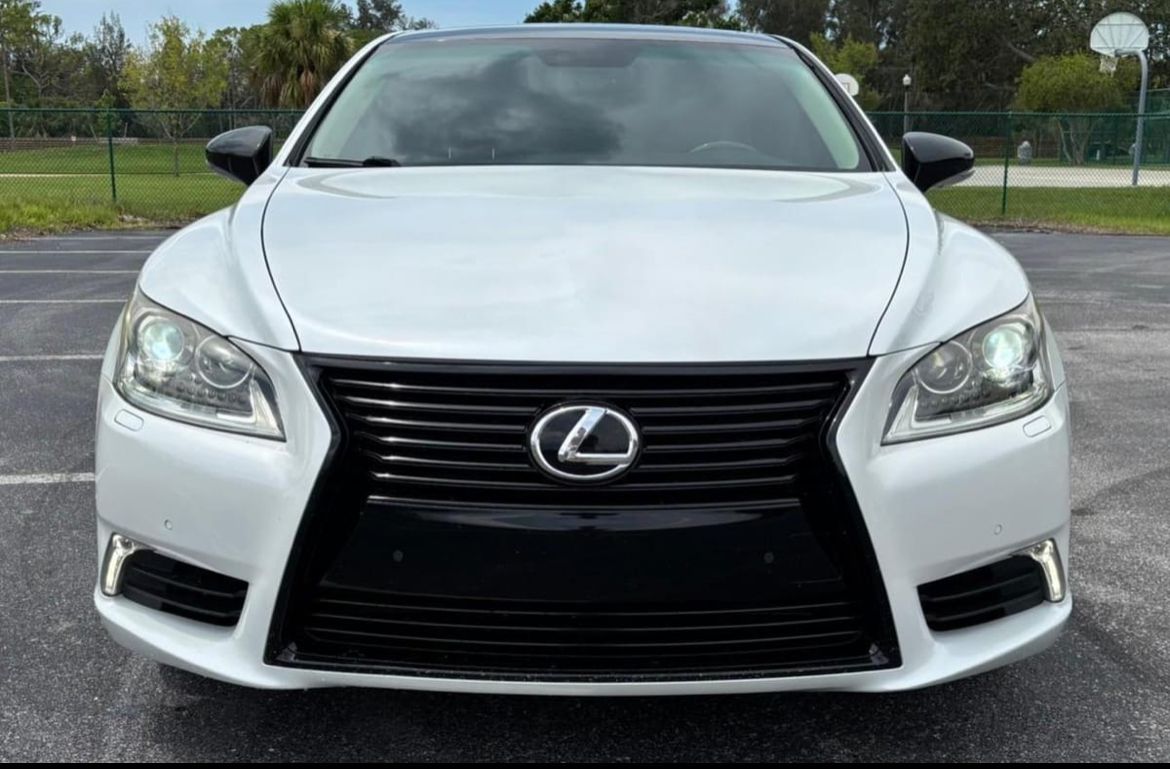 2013 Lexus LS 460