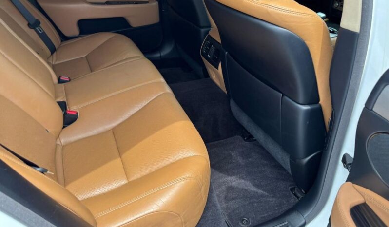 
								2013 Lexus LS 460 full									