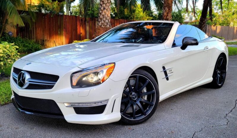 
								2013 Mercedes-Benz SL63 AMG. full									