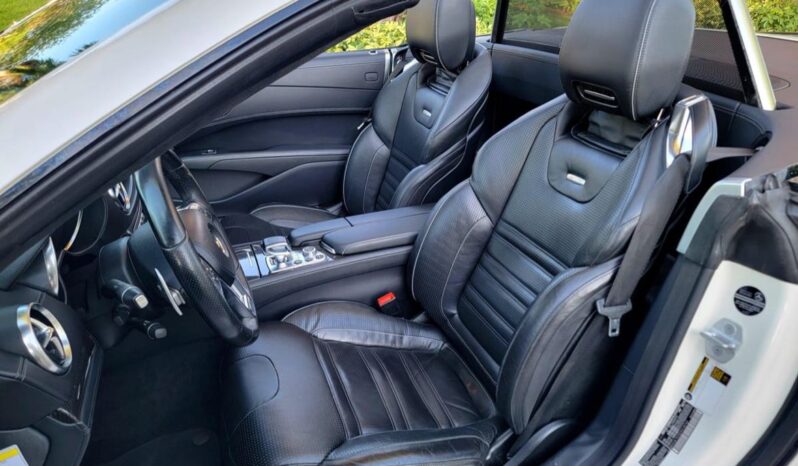 
								2013 Mercedes-Benz SL63 AMG. full									