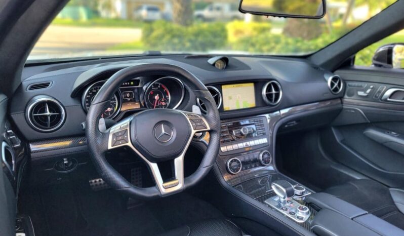 
								2013 Mercedes-Benz SL63 AMG. full									