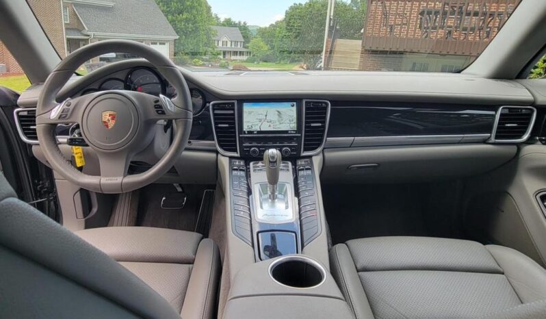 
								2012 Porsche Panamera 4 full									