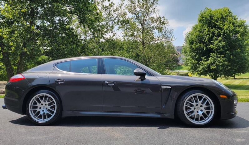 
								2012 Porsche Panamera 4 full									