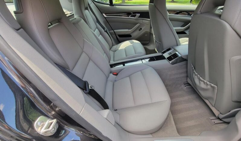 
								2012 Porsche Panamera 4 full									