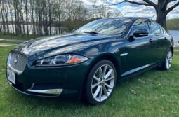 
										2015 Jaguar XF Portfolio. full									