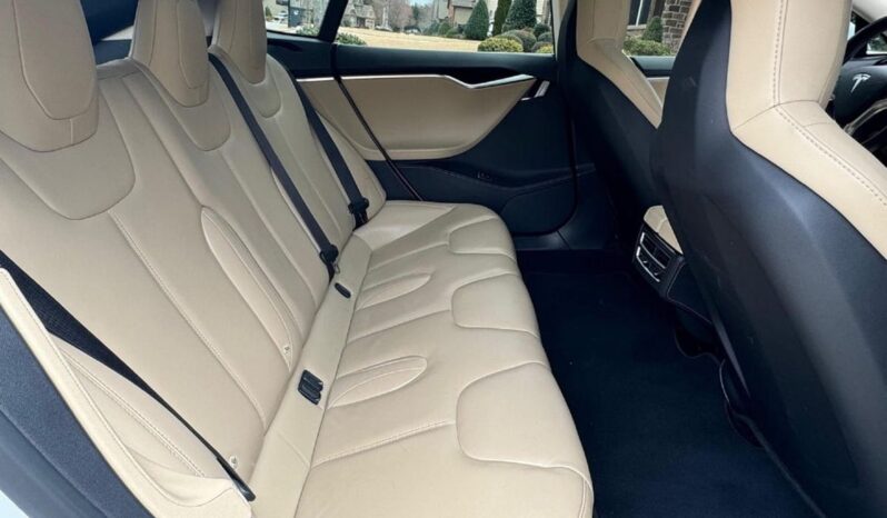 
								2015 Tesla Model S 60 full									