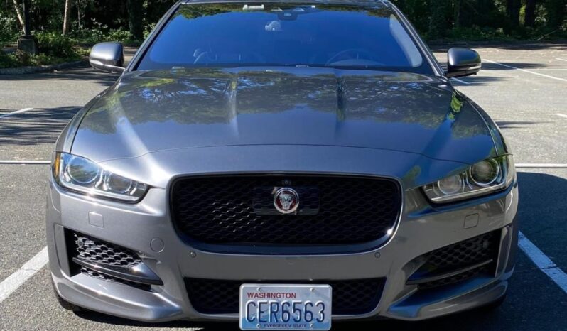 
								2017 Jaguar XE 35t R-Sport full									