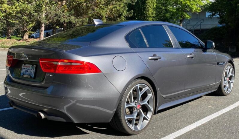 
								2017 Jaguar XE 35t R-Sport full									