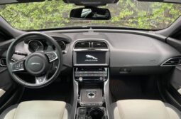 2017 Jaguar XE 35t R-Sport