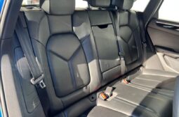 
										2015 Porsche Mecan S. full									